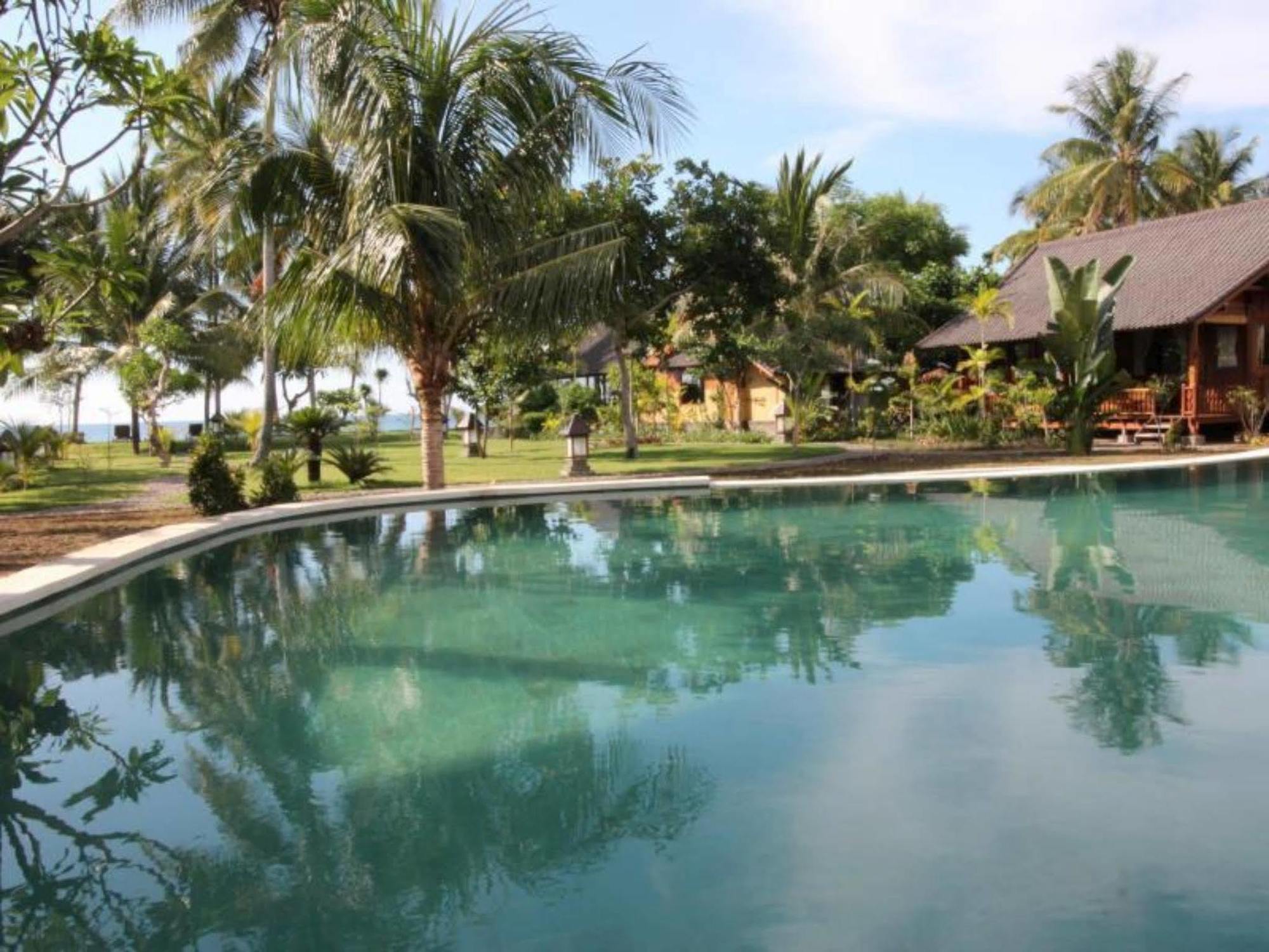 Mina Taman liburan 3*
