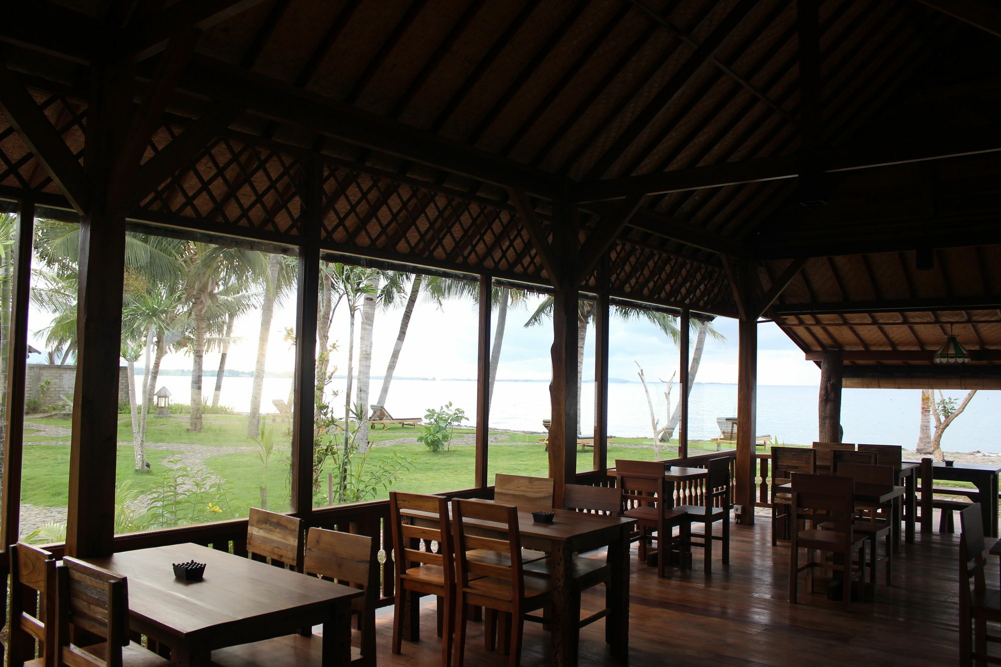Mina Tanjung (Lombok)
